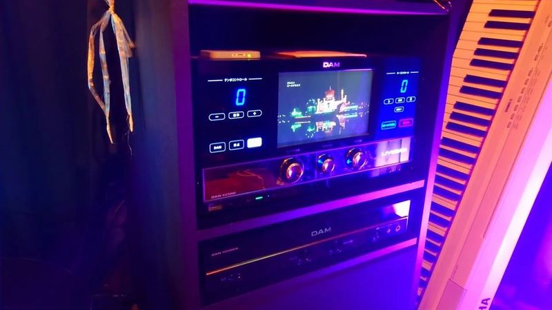 LIVEDAM カラオケ